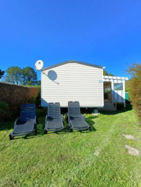 Mobil home Luxueux - 40 m2 terrasse couverte - La Palmyre Les Mathes - Les Charmettes 4 étoiles